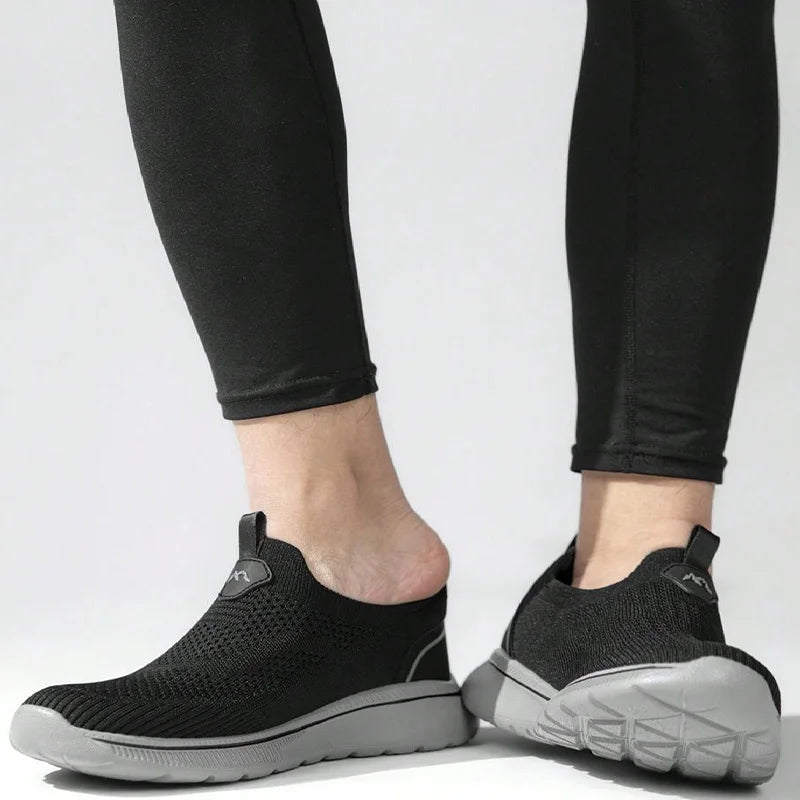 Men Slip On Running Shoes Male Casual Mesh Sneakers
