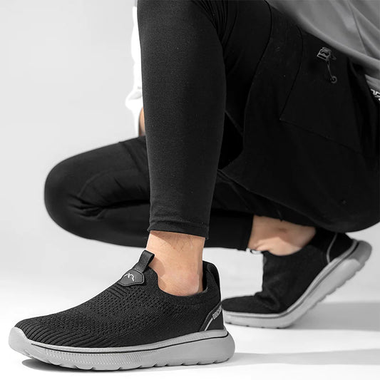 Men Slip On Running Shoes Male Casual Mesh Sneakers